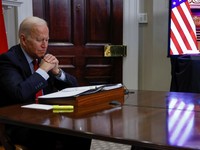 Blokir Joe Biden Meluas, China Diam-diam Timbun Chip Samsung