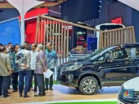 Masih Banyak Orang Kaya Kantongi Duit, Mobil Baru Laris Manis