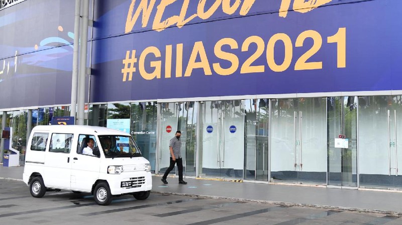 Jokowi di GIIAS 2021 (Lukas - Biro Pers Sekretariat Presiden)