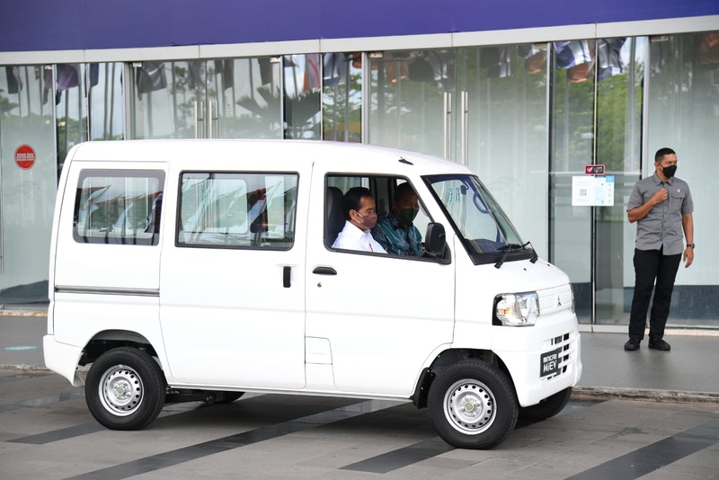 Jokowi di GIIAS 2021 (Lukas - Biro Pers Sekretariat Presiden) Jokowi di GIIAS 2021 (Lukas - Biro Pers Sekretariat Presiden)