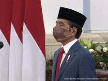 Cerita Jokowi Susahnya Vaksinasi Orang RI: ini Negara Sulit!