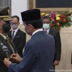 Jokowi Lantik Andika Sebagai Panglima TNI, Dudung Jadi KSAD