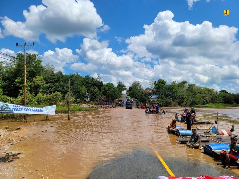 Banjir di Sintang dan Melawi (Biro Pers Kementerian PUPR) Banjir di Sintang dan Melawi (Biro Pers Kementerian PUPR)