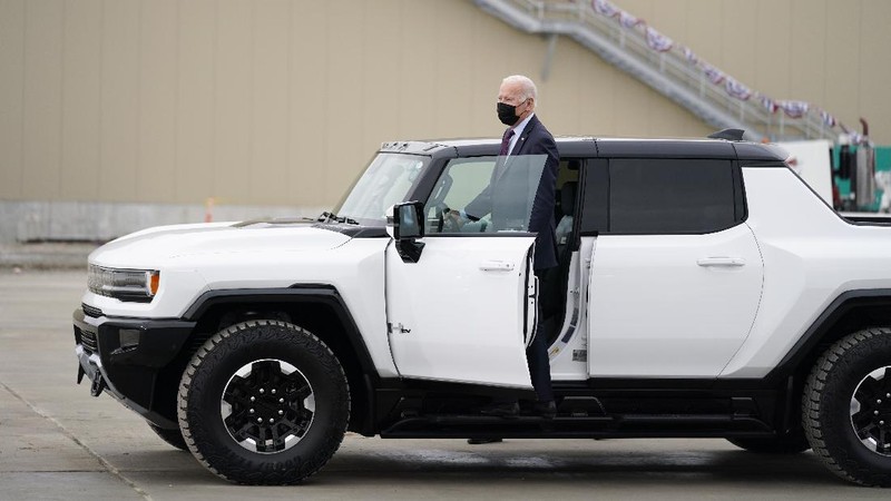 President Joe Biden speaks during a visit to the General Motors Factory ZERO electric vehicle assembly plant, Wednesday, Nov. 17, 2021, in Detroit. (AP Photo/Evan Vucci)