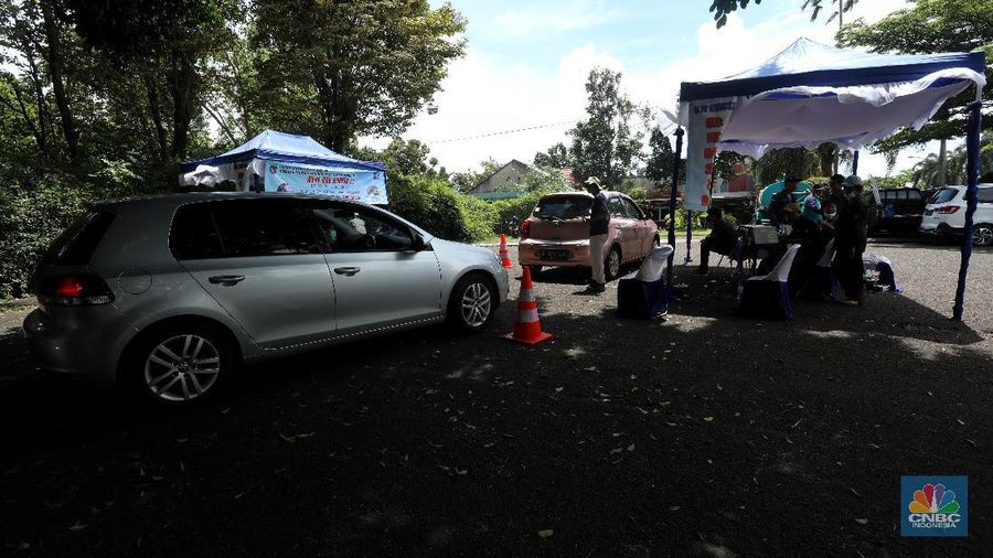 Uji Emis Motor (CNBC Indonesia/Andrean Kristianto)