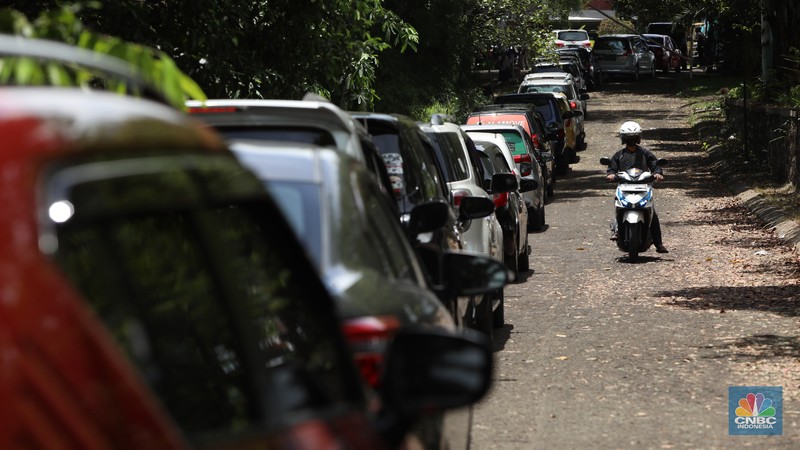 Uji Emis Motor (CNBC Indonesia/Andrean Kristianto)