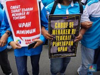 Pemerintah Tetapkan Upah Naik Maksimum 10%, Buruh Happy!