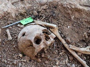 Ritual Penggalian Tulang Tengkorak Manusia di Suku Karo