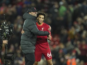 Alexander-Arnold Gak Yakin Klopp Mau Latih Timnas Inggris