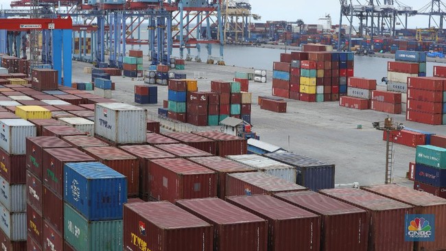 Ekspor Batu Bara Anjlok 16%, CPO Malah Terbang 59,6%