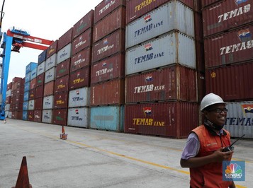 Membaca Denyut Kencang Bisnis Terminal Peti Kemas Domestik