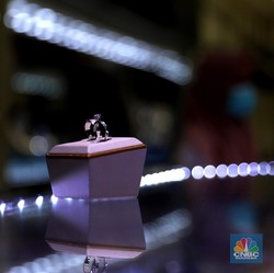 Harga Perak 'Meledak', Sampai Kapan Nanjak?