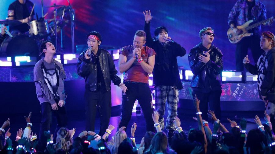 Coldplay and BTS perform during the Annual American Music Awards at the Microsoft Theatre in Los Angeles, California, U.S., November 21, 2021. REUTERS/Mario Anzuoni