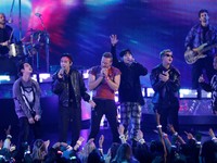 FYI! Harga Tiket Coldplay Terbilang Murah Daripada Konser Ini