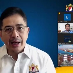 PSKT Ditinggal Pengendali, Mau Bisnis Baterai Mobil Setrum?