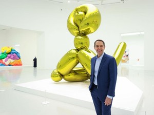 5 Fakta Jeff Koons, Seniman Gila yang Kirim Patung ke Bulan