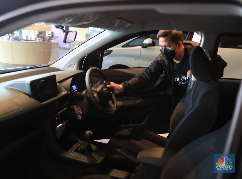 Toyota Veloz di IIMS 2022  (CNBC Indonesia/ Tri Susilo)
