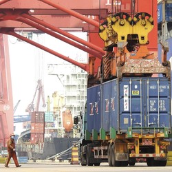 Resesi Kontainer Hantam Dunia, Makan Korban Pertama: Amerika