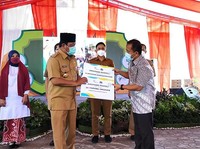 Hari Kesehatan Nasional, Arutmin Beri Alat Kesehatan di Satui