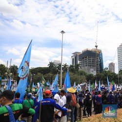 UU Cipta Kerja Inkostitusional, Begini Nasib UMP 2022!