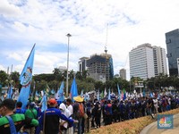 UU Cipta Kerja Inkostitusional, Begini Nasib UMP 2022!