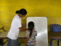 Tak Ada Status Honorer, Guru di Negara Ini Digaji Miliaran