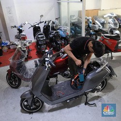 Penjualan Sepeda Motor Anjlok Parah, Ternyata Ini Akar Masalahnya