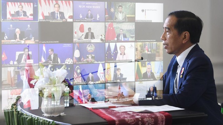 Presiden saat berbicara secara virtual pada Sesi Retreat Konferensi Tingkat Tinggi (KTT) Asia-Europe Meeting (ASEM) ke-13 di Istana Kepresidenan Bogor, Jumat, 26 November 2021. Doc: Lukas - Biro Pers Sekretariat Presiden Presiden saat berbicara secara virtual pada Sesi Retreat Konferensi Tingkat Tinggi (KTT) Asia-Europe Meeting (ASEM) ke-13 di Istana Kepresidenan Bogor, Jumat, 26 November 2021. Doc: Lukas - Biro Pers Sekretariat Presiden