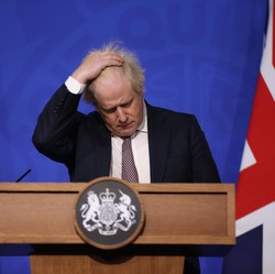 Tak Bisa Mengelak, PM Inggris Harus Mundur dari Jabatannya