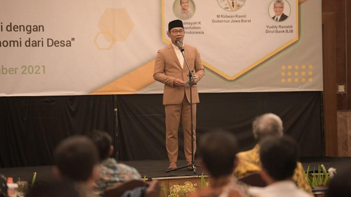 Pembukaan Simposium Kolaborasi dan Sinergi BUMN-BUMD-BUMDes Jabar di Hotel Preanger, Kota Bandung