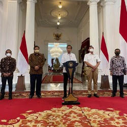 UU Cipta Kerja Inkonsisten, Jokowi: Investasi tetap Aman