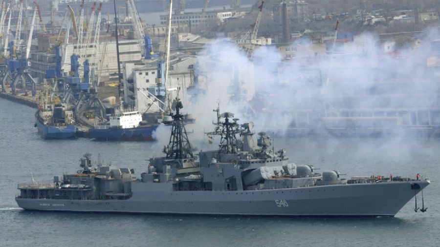 Kapal perang Admiral Panteleyev File AP/Dita Alangkara