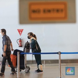 Kok RI Belum Larang Penumpang Pesawat dari Singapura Cs?