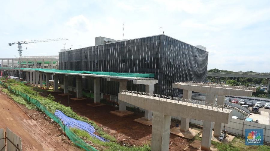 Proyek Kereta Cepat Jakarta Bandung (KCJB) di Jakarta, Senin (29/11/2021). (CNBC Indonesia/Andrean Kristianto)