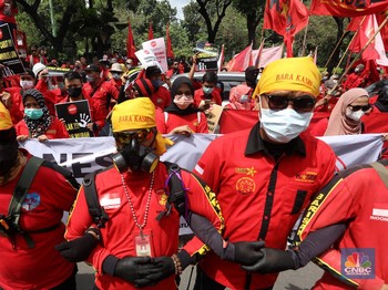 Anies Kerek UMP 5,1%, Gaji Buruh DKI Kini Rp 4,64 Juta