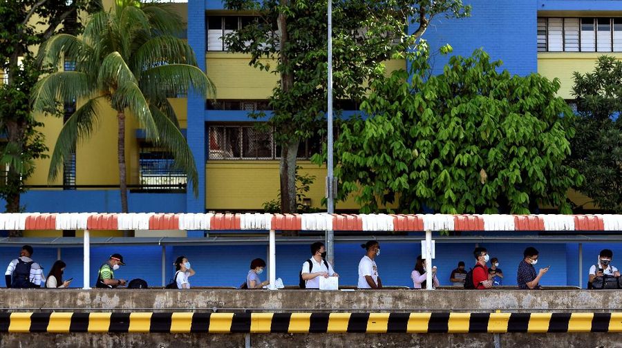 Singapura, Malaysia membuka kembali perbatasan darat di tengah kekhawatiran atas varian Omicron. (REUTERS/CAROLINE CHIA)