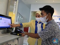 'Kiamat' Teller & CS Bank Mengintai, Begini Respons BCA