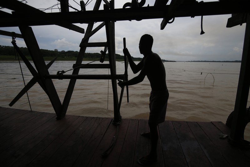 Tambang emas ilegal di sungai Amazone, Brazil. (AP/Edmar Barros) Tambang emas ilegal di sungai Amazone, Brazil. (AP/Edmar Barros)