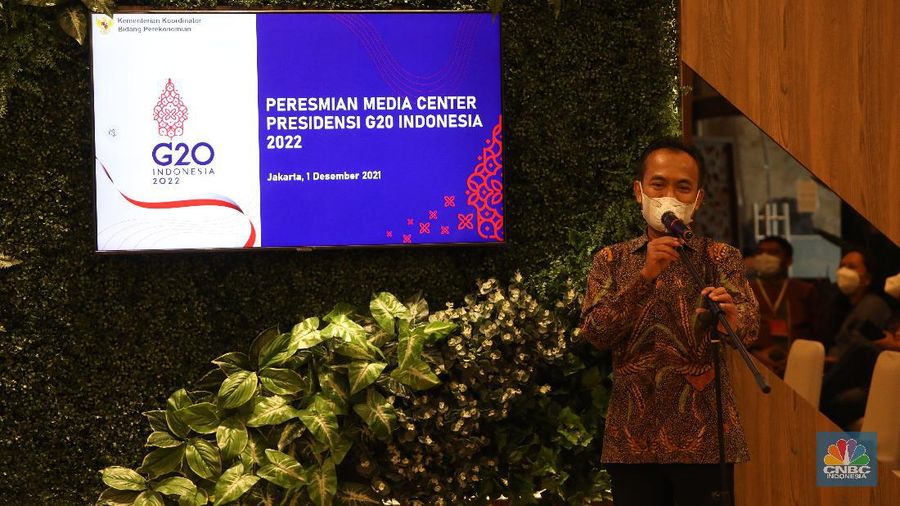Sekretaris Kementerian Koordinator Bidang Perekonomian Susiwijono Moegiarso (CNBC Indonesia/Andrean Kristianto)