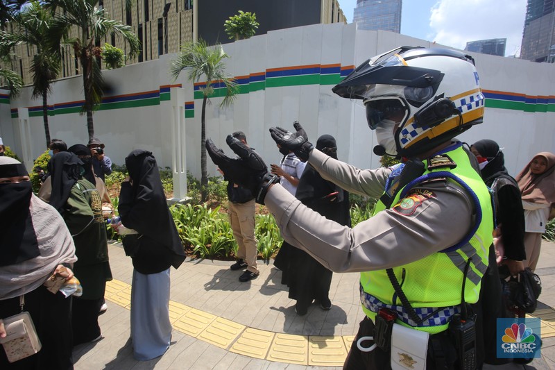 Aksi relawan 212 d Jakarta (CNBC Indonesia/Muhammad Sabki)