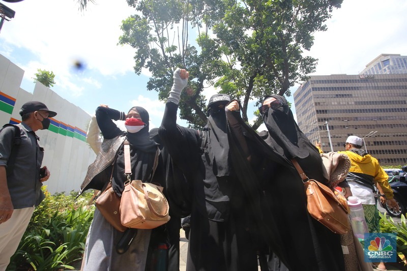 Aksi relawan 212 d Jakarta (CNBC Indonesia/Muhammad Sabki)