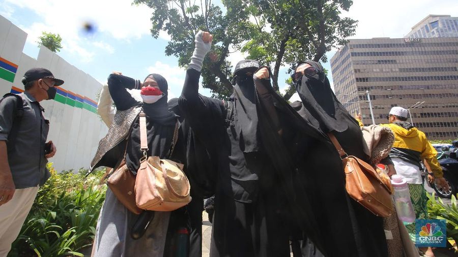 Aksi relawan 212 d Jakarta (CNBC Indonesia/Muhammad Sabki)