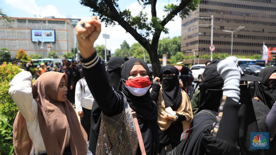 Aksi relawan 212 d Jakarta (CNBC Indonesia/Muhammad Sabki)