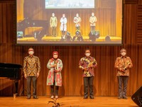Bank bjb Dinobatkan Jadi Bank dengan Kinerja Terbaik