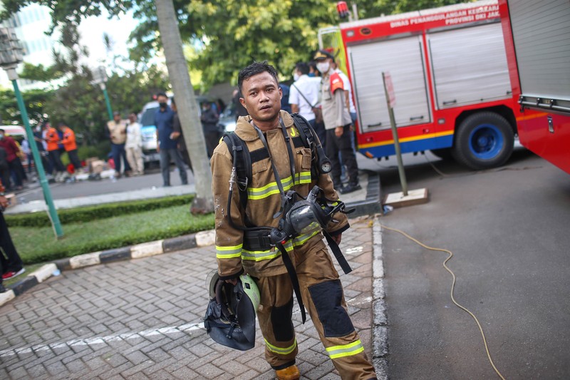 Kebakaran Gedung Cyber 1 Mampang. (Detikcom/Grandyos Zafna)