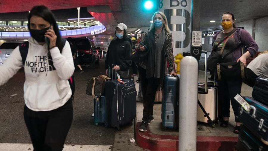 Kemunculan kasus virus Omicron di Amerika Serikat. (AP/Jae C. Hong)