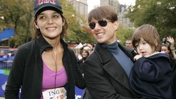 Diisukan Tak Dekat dengan Putri, Tom Cruise Canggung Ditanya Soal Hari Ayah