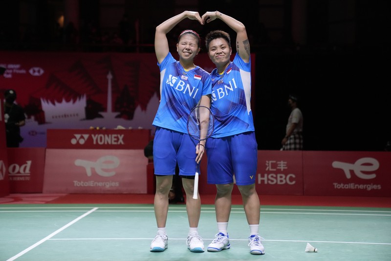 Greysia Polii/Apriyani Rahayu dinobatkan BWF menjadi ganda putri terbaik 2021. (AP/Dita Alangkara) Greysia Polii/Apriyani Rahayu dinobatkan BWF menjadi ganda putri terbaik 2021. (AP/Dita Alangkara)