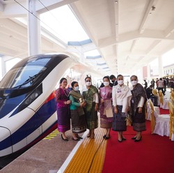 Utang China Makan Korban Baru, Tetangga RI Laos?