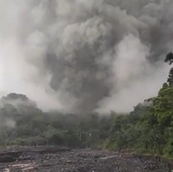 Perintah Jokowi, Penanganan Erupsi Gunung Semeru Harus Cepat